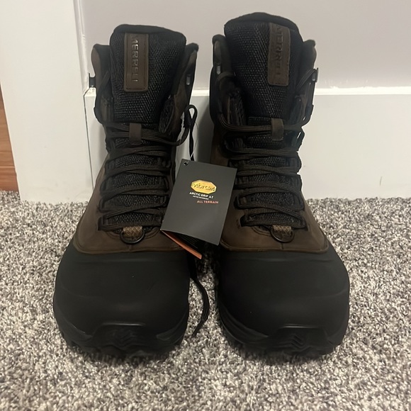 Merrell Men's Thermo Overlook 2 Mid Waterproof Snow Boot - Picture 2 of 5